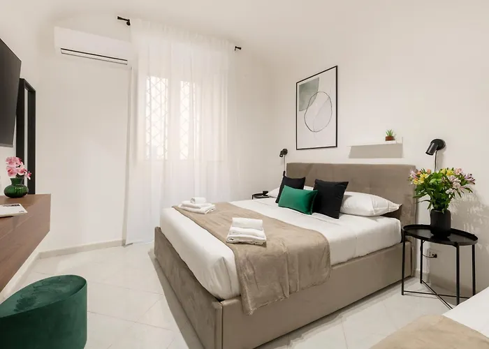 White Flat Sanniti Apartment *