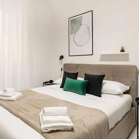 White Flat Sanniti * روما