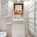 White Flat Sanniti Daire Roma