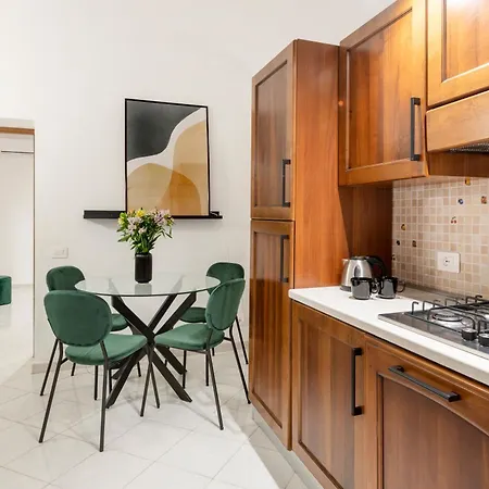 White Flat Sanniti Daire *